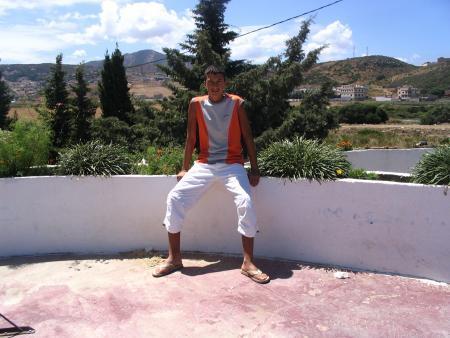 omarito-0101@hotmail.com